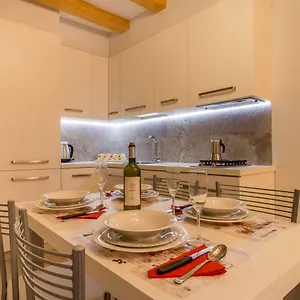 bragora-3524-between-san-marco-and-biennale.hotelinveneto.com/