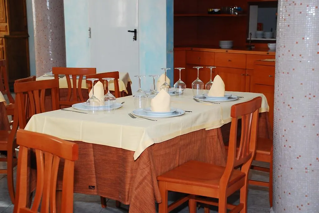 Hotel Jasmine Теулада